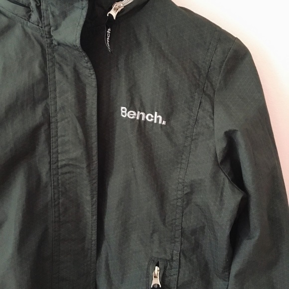Ladies Bench Water Resistant Zip Up Jacket Size M - Picture 5 of 5